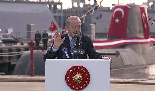 Cumhurbaşkanı Erdoğan 'Dünyada kendi savaş gemisini geliştirip denize indiren 10 ülkeden biri Türkiye'dir'