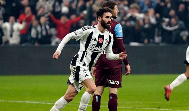 Serdal Adalı '15 milyon Euro’yu veren Rafa Silva’yı alır'