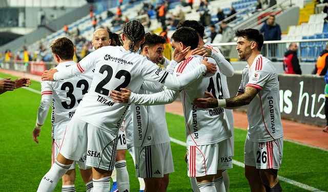 Beşiktaş taraftarı yönetimi istifaya davet etti