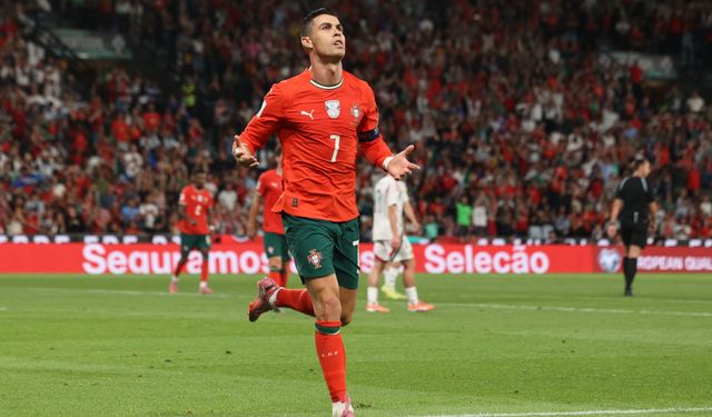 Cristiano Ronaldo, o kulübün hisselerini satın aldı