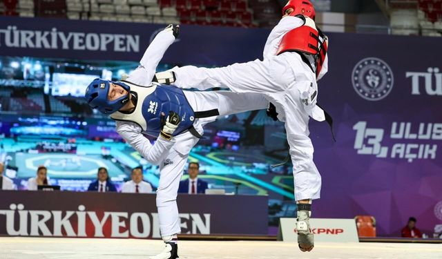 Türk sporculardan, 13. Uluslararası Türkiye Açık Taekwondo Turnuvası'nda 262 madalya