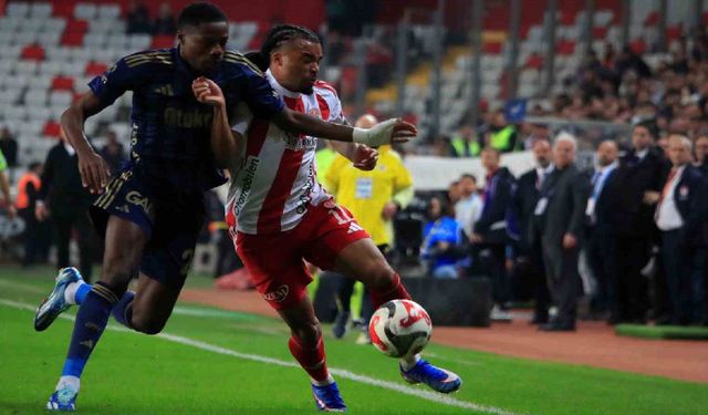 Fenerbahçe yine puan kaybetti! Fark 4'e çıktı