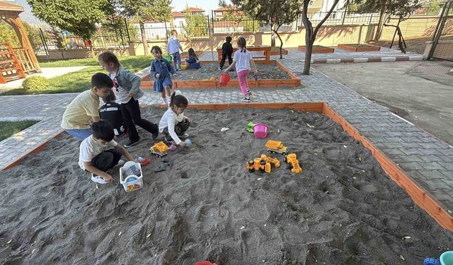 Uzmanından Ailelere Uyarı: Çocukları Kat Kat Giydirin!