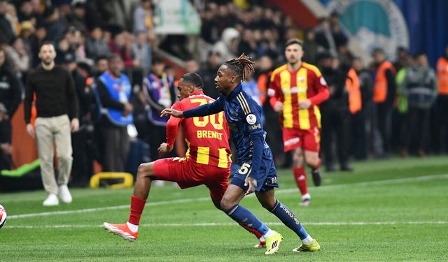 Fenerbahçe Kayseri'de farka koştu