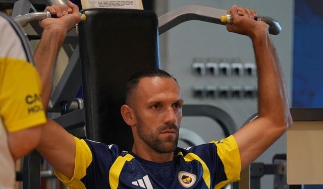 Vedat Muriqi, çalışmalara başladı