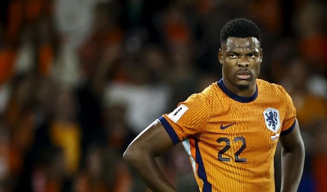 Real Madrid, Denzel Dumfries'i kadrosuna kattı