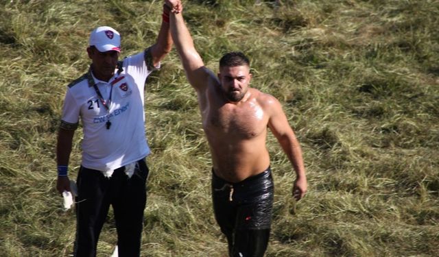 Kırkpınar'da çeyrek finalistler belli oldu (Video)