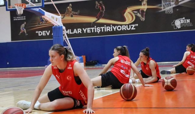 18 Yaş Altı Kız Milli Basketbol Takımı’nın Çanakkale kampı başladı