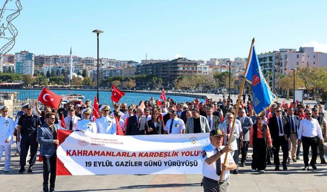 Çanakkale’de Gaziler Günü yürüyüşü gerçekleştirildi