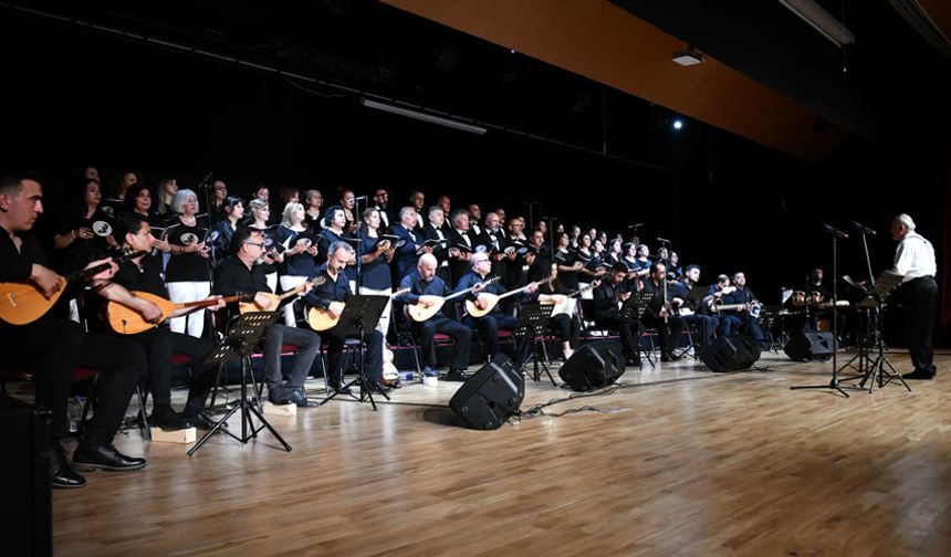 Çanakkale'de unutulmaz Türk Halk Müziği Konseri