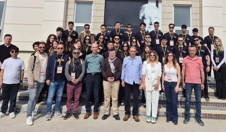 ÜAK SDEK Gençlik Türk Müziği Orkestrası ilk konserini Çan’da verdi