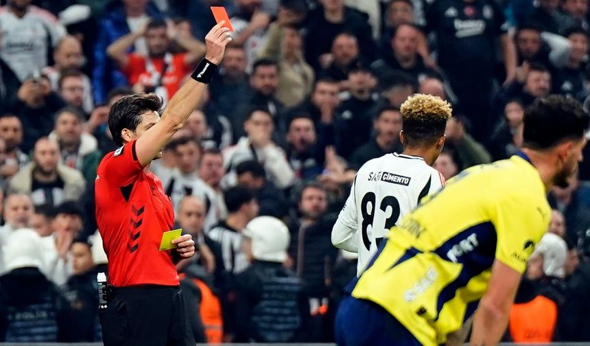 Beşiktaş, Fenerbahçe maçlarında çok kızarıyor