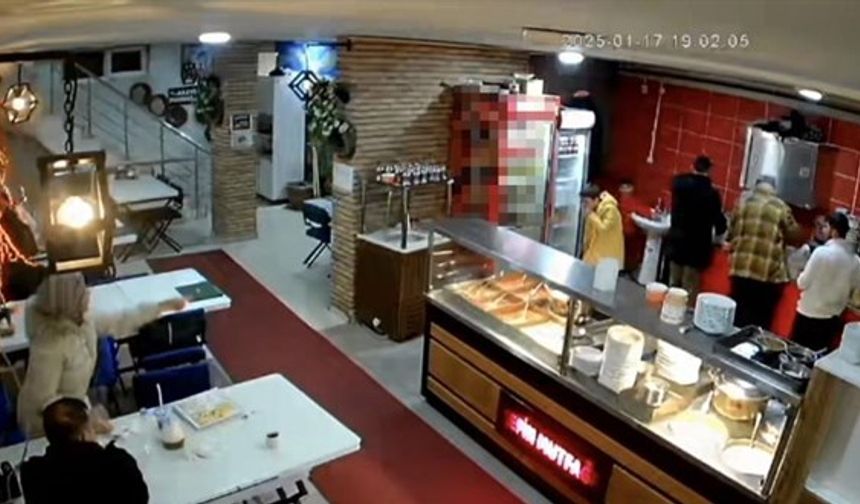 Lokanta çalışanı Heimlich manevrasıyla çocuğun hayatını kurtardı (VİDEO)
