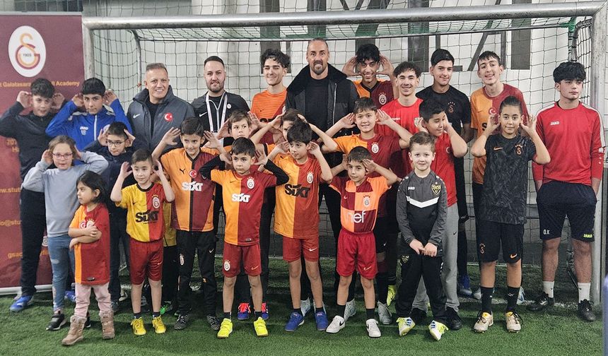Berlin’de Galatasaray Futbol Okulu açıldı
