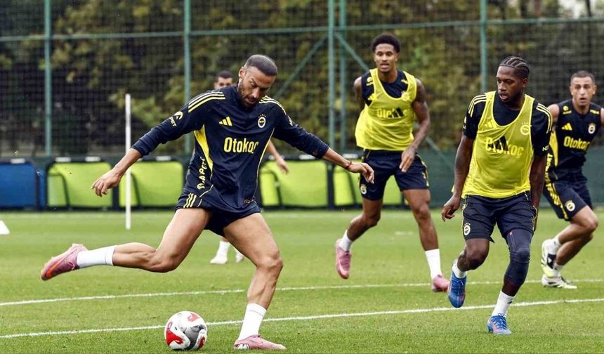 Fenerbahçe, hazırlıklarını sürdürdü