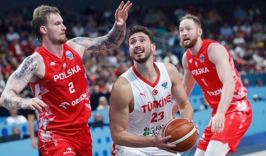 A Milli Erkek Basketbol Takımı, yarı finalde Yunanistan ile karşılaşacak