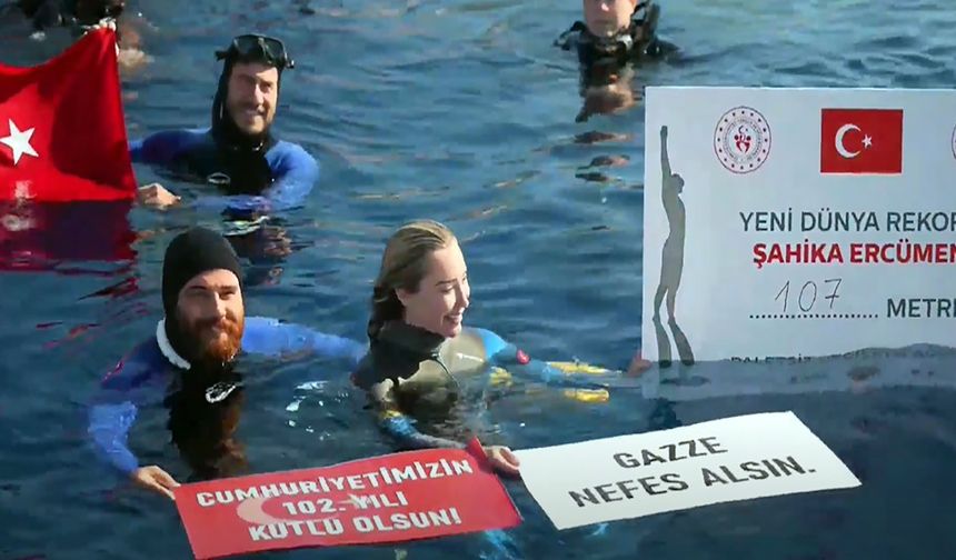 Çanakkaleli Şahika Ercümen ’Cumhuriyet’ ve ’Gazze’ için dünya rekoru kırdı