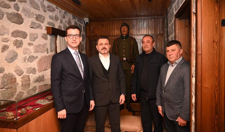 Ezineli Yahya Çavuş'un hiperrealist heykeli müzede sergilenmeye başlandı