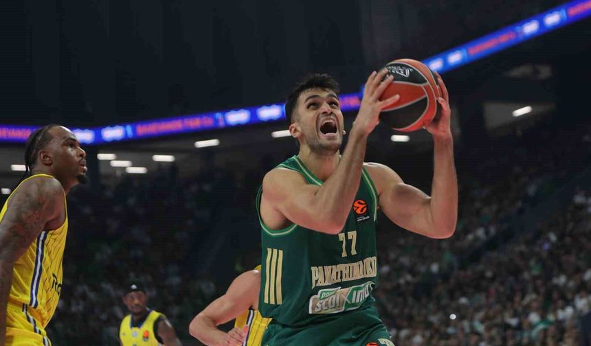 Panathinaikos, milli basketbolcu Ömer Faruk Yurtseven ile yollarını ayırdı