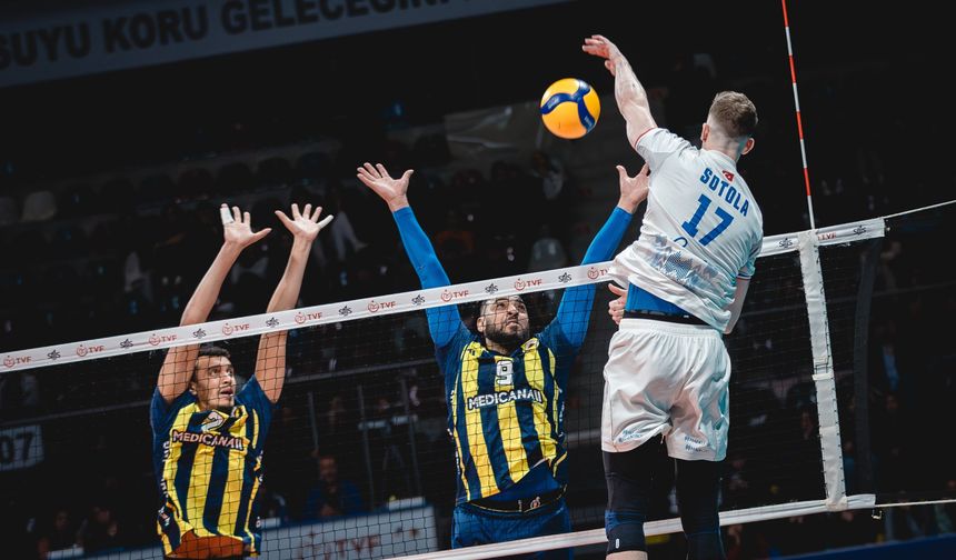 Efeler Ligi: Halkbank: 3 - Fenerbahçe Medicana: 0