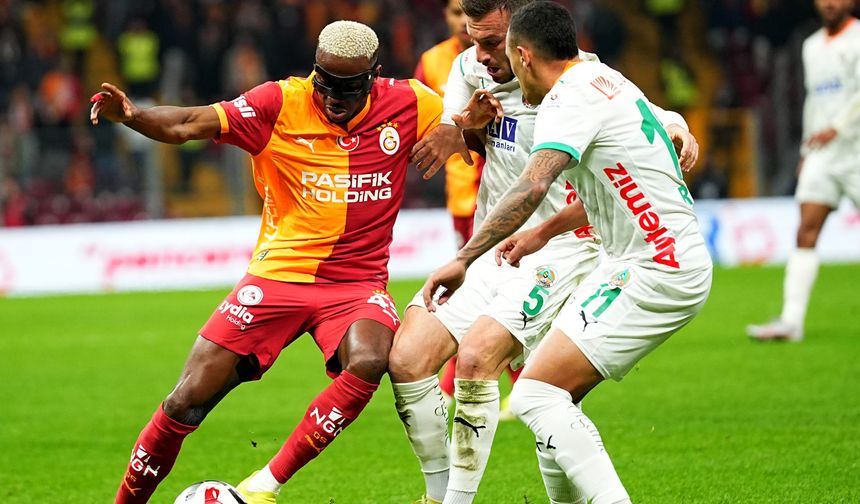 Galatasaray, Alanyaspor engelini 3 golle geçti
