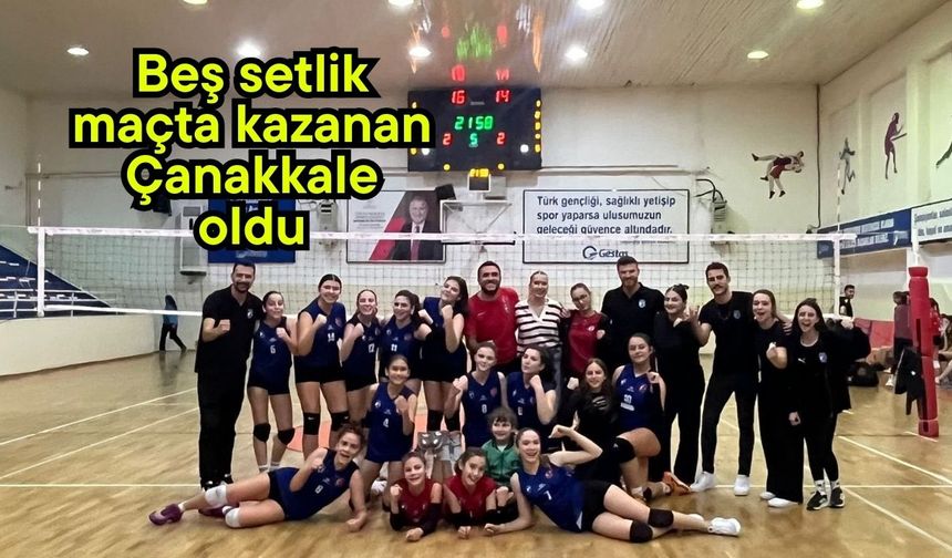 Beş setlik maçta kazanan Çanakkale oldu
