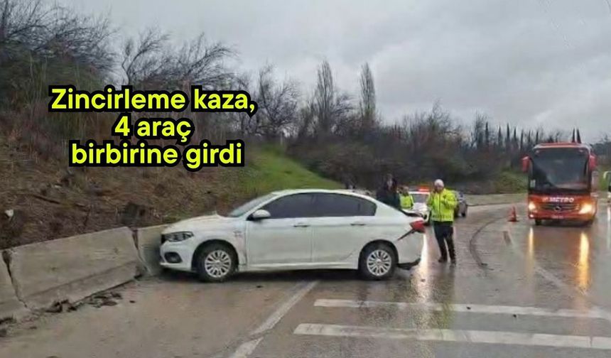 Zincirleme kaza, 4 araç birbirine girdi