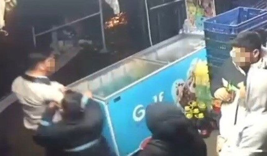 Bıçaklı kavga: 1 kişi hayatını kaybetti