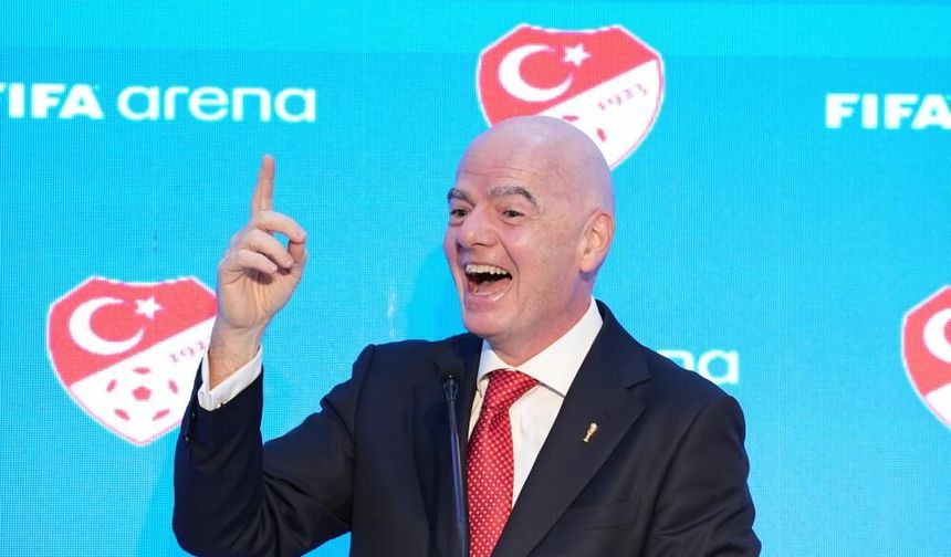 FIFA Başkanı Infantino, Türkiye tezahüratı yaptı (Video)