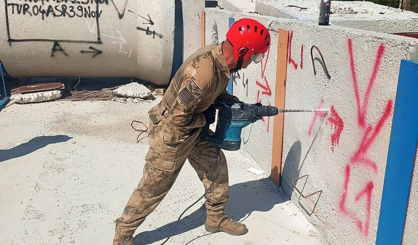 Çanakkale'de AFAD'dan askeri personele kurtarma eğitimi