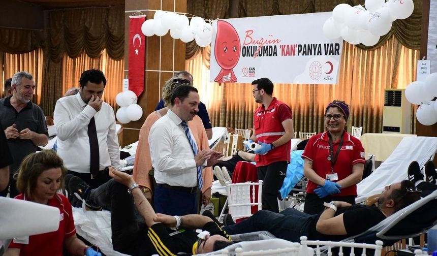 Biga'da 'Bugün Okulumda Kan-panya Var' etkinliği
