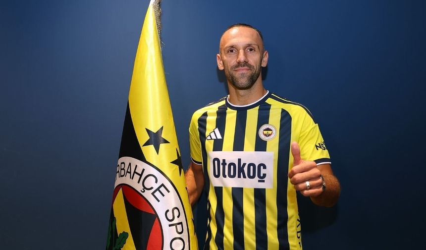 Fenerbahçe, Vedat Muriqi ile 3 yıllık sözleşme imzaladı