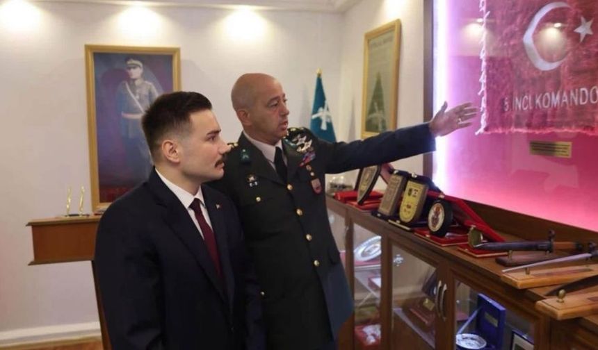 Kaymakam Acar’dan 5. Komando Tugay Komutanlığına ziyaret