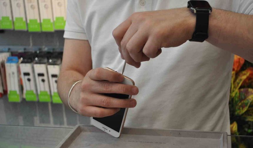 Yaz Sıcağında Telefon Patlar mı? İşte Hayati Uyarılar