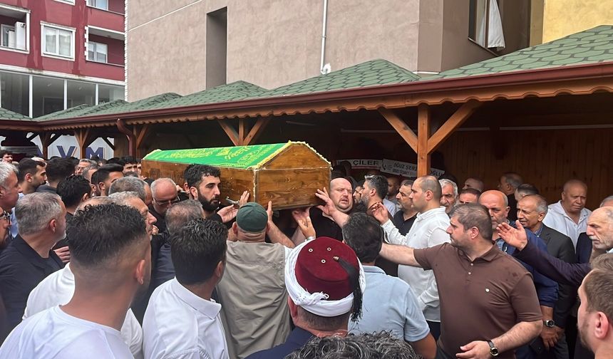 3 ay sonra düğünü olacaktı: Baba ve oğul gözyaşlarıyla son yolculuğuna uğurlandı (Video)