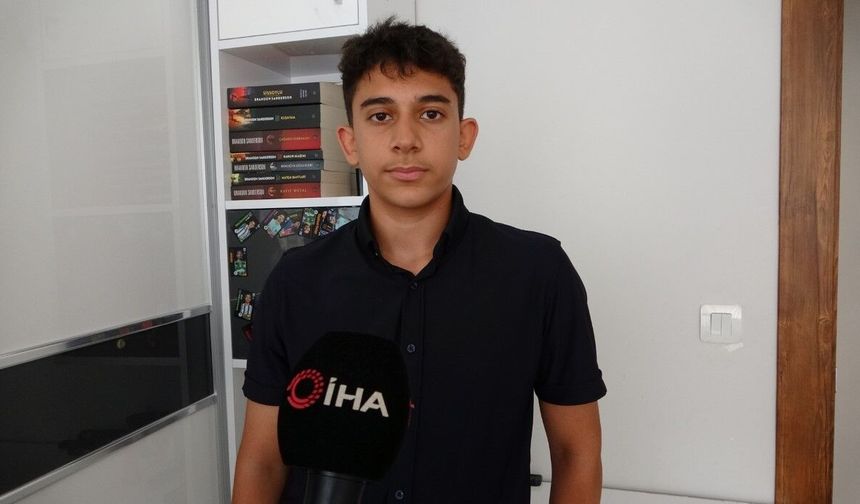 Akıllı telefonu bıraktı, tuşlu telefonla Türkiye birincisi oldu (Video)