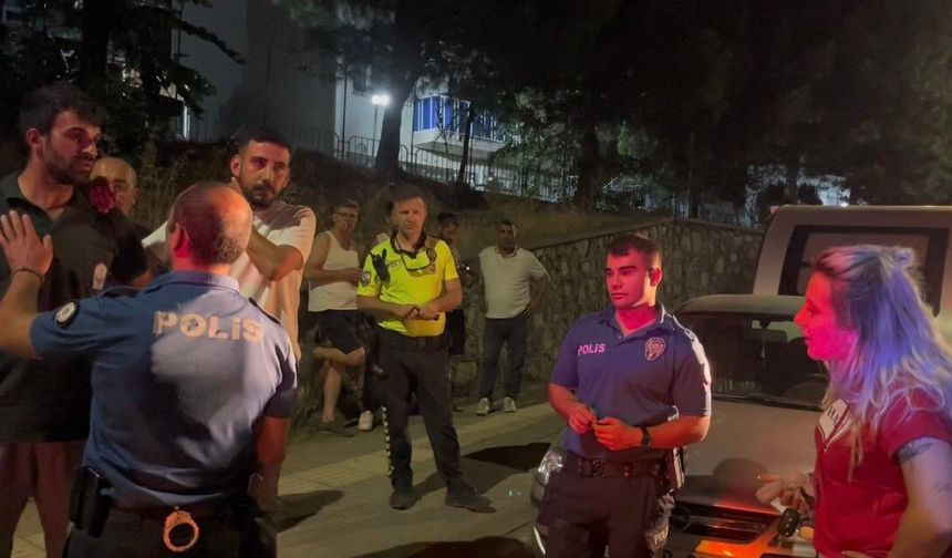 Mahalleyi savaş alanına çevirdi, karıştığı kazayı unuttu (Video)