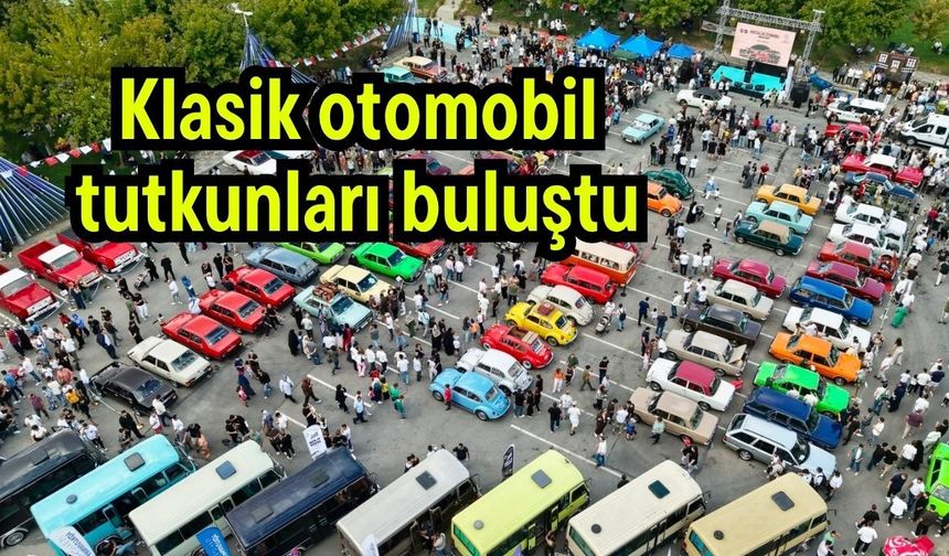 Klasik otomobil tutkunları buluştu