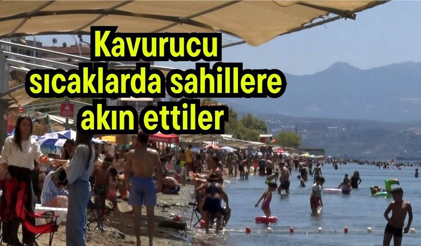Kavurucu sıcaklarda sahillere akın ettiler (Video)