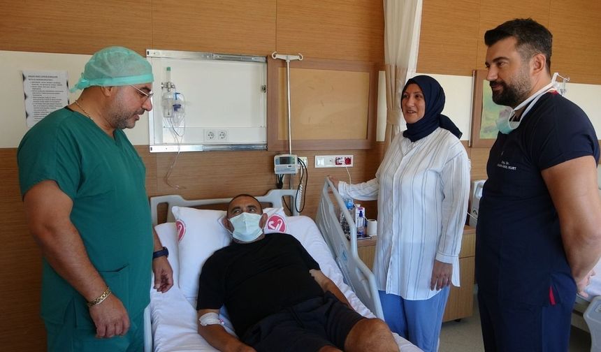 Çanakkale'de ümidinin kaybolduğu yerde eşi donör oldu (Video)