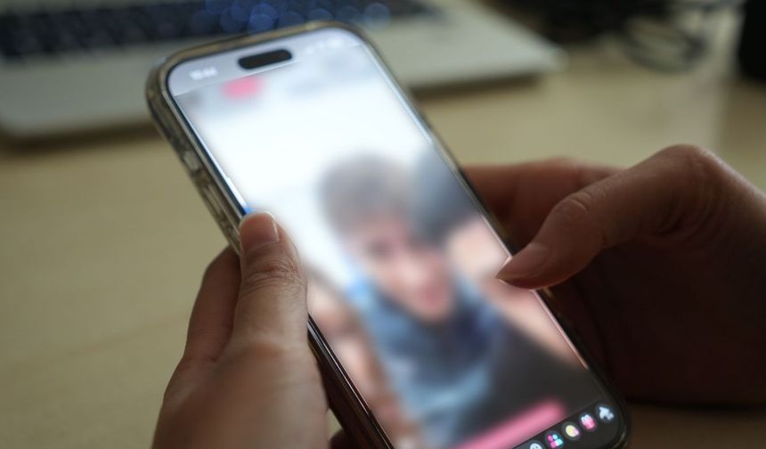Mahremiyetlerini sergileyen gençler beğeniyi başarı ile ölçüyor (Video)